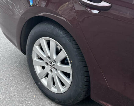 Красный Фольксваген Пассат, объемом двигателя 2.48 л и пробегом 241 тыс. км за 9500 $, фото 6 на Automoto.ua