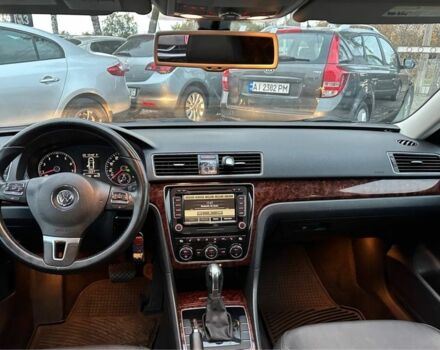 Красный Фольксваген Пассат, объемом двигателя 2.5 л и пробегом 2 тыс. км за 11200 $, фото 7 на Automoto.ua