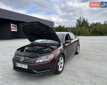 Красный Фольксваген Пассат, объемом двигателя 2.48 л и пробегом 384 тыс. км за 8499 $, фото 43 на Automoto.ua