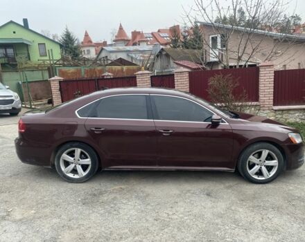 Красный Фольксваген Пассат, объемом двигателя 2.5 л и пробегом 298 тыс. км за 7000 $, фото 5 на Automoto.ua