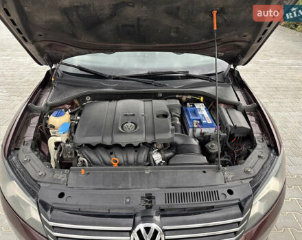 Красный Фольксваген Пассат, объемом двигателя 2.48 л и пробегом 384 тыс. км за 8499 $, фото 42 на Automoto.ua