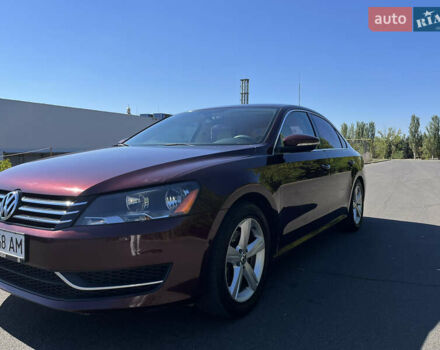 Червоний Фольксваген Пассат, об'ємом двигуна 2.5 л та пробігом 290 тис. км за 8800 $, фото 2 на Automoto.ua