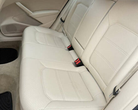 Красный Фольксваген Пассат, объемом двигателя 1.97 л и пробегом 188 тыс. км за 10000 $, фото 13 на Automoto.ua