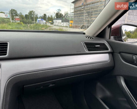 Красный Фольксваген Пассат, объемом двигателя 2.48 л и пробегом 384 тыс. км за 8499 $, фото 35 на Automoto.ua