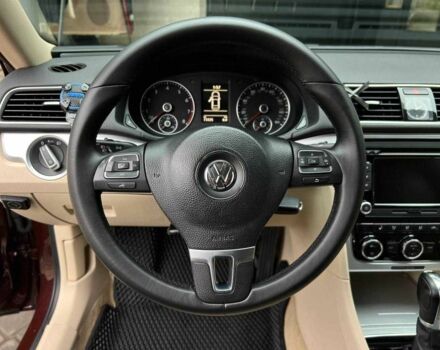 Красный Фольксваген Пассат, объемом двигателя 2.5 л и пробегом 70 тыс. км за 9900 $, фото 18 на Automoto.ua