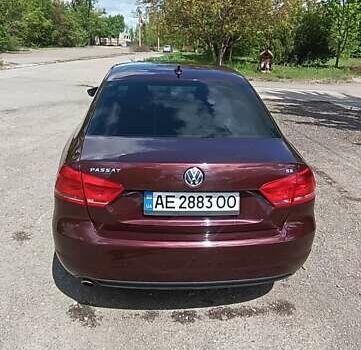 Червоний Фольксваген Пассат, об'ємом двигуна 2.5 л та пробігом 250 тис. км за 9250 $, фото 17 на Automoto.ua