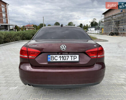 Красный Фольксваген Пассат, объемом двигателя 2.48 л и пробегом 384 тыс. км за 8499 $, фото 4 на Automoto.ua