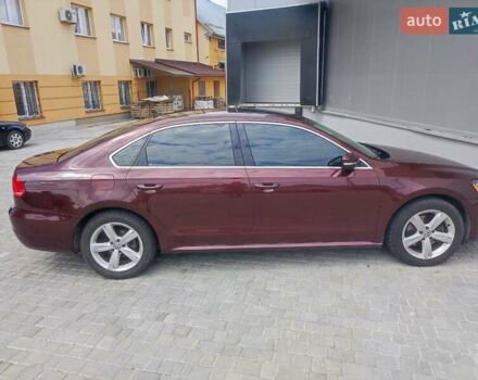 Червоний Фольксваген Пассат, об'ємом двигуна 2.5 л та пробігом 300 тис. км за 10000 $, фото 5 на Automoto.ua