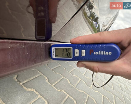 Красный Фольксваген Пассат, объемом двигателя 2.48 л и пробегом 384 тыс. км за 8499 $, фото 11 на Automoto.ua