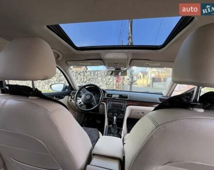 Червоний Фольксваген Пассат, об'ємом двигуна 2.5 л та пробігом 262 тис. км за 8499 $, фото 19 на Automoto.ua