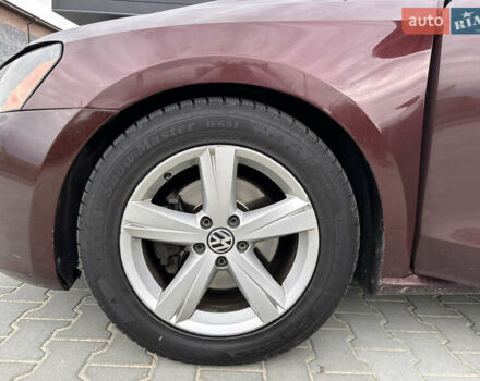 Красный Фольксваген Пассат, объемом двигателя 2.48 л и пробегом 384 тыс. км за 8499 $, фото 51 на Automoto.ua