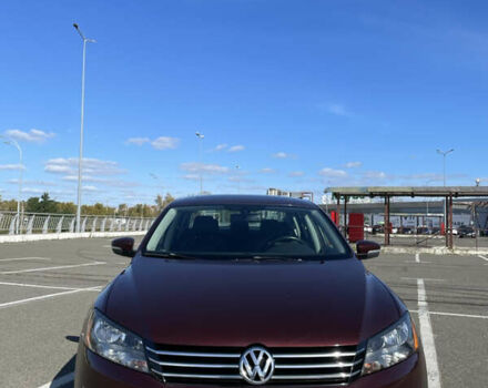 Фольксваген Пассат 2013 в Киеве на Automoto.ua Красный Фольксваген Пассат, объемом двигателя 2.48 л и пробегом 210 тыс. км за 9500 $, фото 7 на Automoto.ua