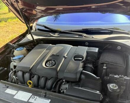 Червоний Фольксваген Пассат, об'ємом двигуна 2.5 л та пробігом 150 тис. км за 11999 $, фото 30 на Automoto.ua