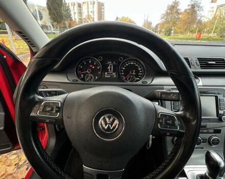 Фольксваген Пассат 2013 в Львове на Automoto.ua Красный Фольксваген Пассат, объемом двигателя 1.4 л и пробегом 268 тыс. км за 8200 $, фото 20 на Automoto.ua