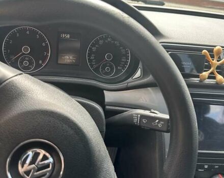 Червоний Фольксваген Пассат, об'ємом двигуна 2.5 л та пробігом 236 тис. км за 8800 $, фото 10 на Automoto.ua