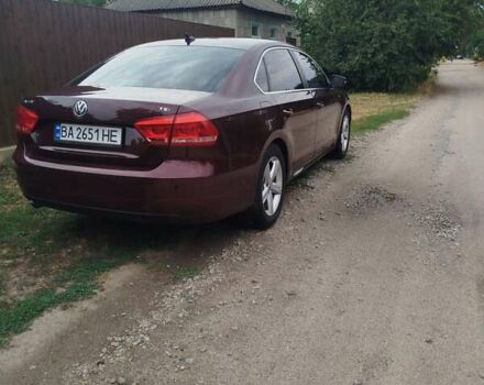 Червоний Фольксваген Пассат, об'ємом двигуна 1.8 л та пробігом 185 тис. км за 12000 $, фото 7 на Automoto.ua