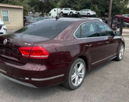 Красный Фольксваген Пассат, объемом двигателя 2 л и пробегом 83 тыс. км за 12100 $, фото 3 на Automoto.ua