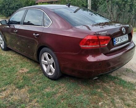 Червоний Фольксваген Пассат, об'ємом двигуна 1.8 л та пробігом 185 тис. км за 12000 $, фото 9 на Automoto.ua