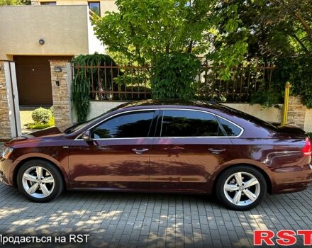 Червоний Фольксваген Пассат, об'ємом двигуна 1.8 л та пробігом 150 тис. км за 10200 $, фото 2 на Automoto.ua