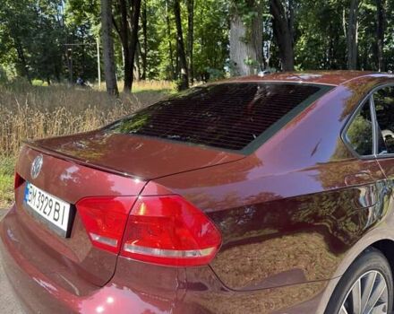 Червоний Фольксваген Пассат, об'ємом двигуна 2.5 л та пробігом 150 тис. км за 11999 $, фото 14 на Automoto.ua