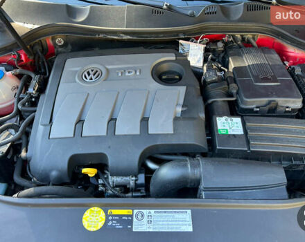 Красный Фольксваген Пассат, объемом двигателя 1.6 л и пробегом 260 тыс. км за 8800 $, фото 22 на Automoto.ua