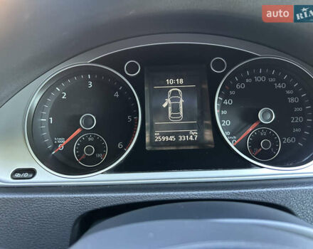 Красный Фольксваген Пассат, объемом двигателя 1.6 л и пробегом 260 тыс. км за 8800 $, фото 45 на Automoto.ua