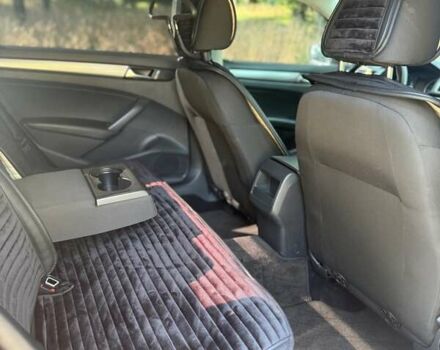 Червоний Фольксваген Пассат, об'ємом двигуна 2.5 л та пробігом 150 тис. км за 11999 $, фото 45 на Automoto.ua