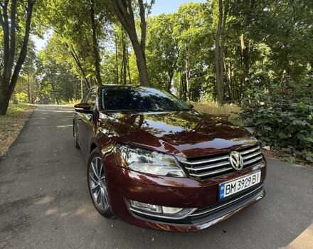 Червоний Фольксваген Пассат, об'ємом двигуна 2.5 л та пробігом 150 тис. км за 11999 $, фото 2 на Automoto.ua