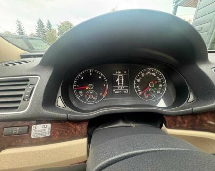 Красный Фольксваген Пассат, объемом двигателя 2 л и пробегом 192 тыс. км за 9750 $, фото 17 на Automoto.ua