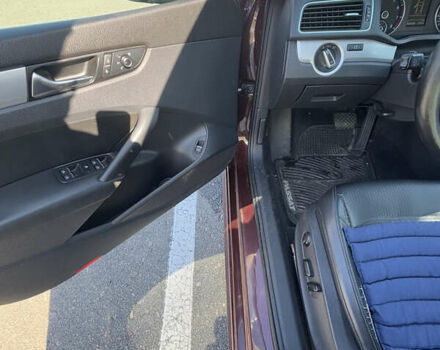 Красный Фольксваген Пассат, объемом двигателя 2.5 л и пробегом 264 тыс. км за 8999 $, фото 21 на Automoto.ua