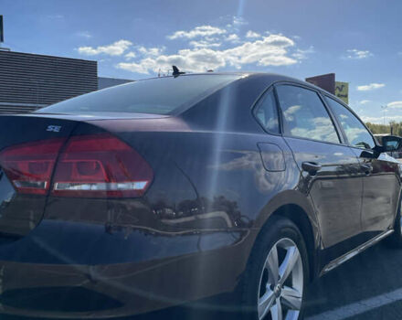 Фольксваген Пассат 2013 в Киеве на Automoto.ua Красный Фольксваген Пассат, объемом двигателя 2.48 л и пробегом 210 тыс. км за 9500 $, фото 13 на Automoto.ua