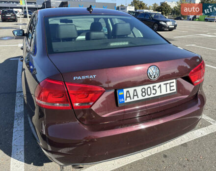 Красный Фольксваген Пассат, объемом двигателя 2.5 л и пробегом 264 тыс. км за 8999 $, фото 6 на Automoto.ua