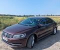 Красный Фольксваген Пассат, объемом двигателя 2.5 л и пробегом 190 тыс. км за 11200 $, фото 2 на Automoto.ua