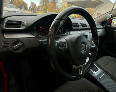 Фольксваген Пассат 2013 в Львове на Automoto.ua Красный Фольксваген Пассат, объемом двигателя 1.4 л и пробегом 268 тыс. км за 8200 $, фото 22 на Automoto.ua
