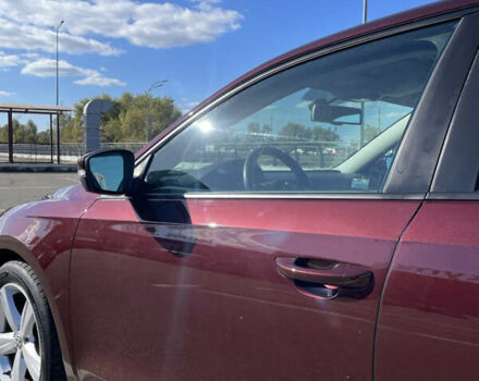 Фольксваген Пассат 2013 в Киеве на Automoto.ua Красный Фольксваген Пассат, объемом двигателя 2.48 л и пробегом 210 тыс. км за 9500 $, фото 10 на Automoto.ua