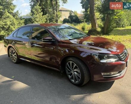 Червоний Фольксваген Пассат, об'ємом двигуна 2.5 л та пробігом 150 тис. км за 11999 $, фото 12 на Automoto.ua