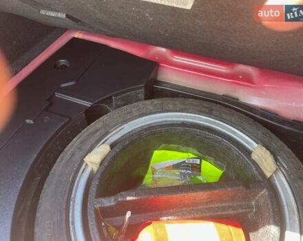 Красный Фольксваген Пассат, объемом двигателя 2 л и пробегом 169 тыс. км за 10000 $, фото 15 на Automoto.ua