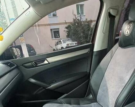 Червоний Фольксваген Пассат, об'ємом двигуна 2.5 л та пробігом 328 тис. км за 9450 $, фото 4 на Automoto.ua