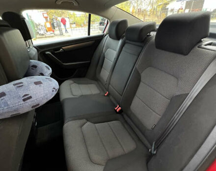 Фольксваген Пассат 2013 в Львове на Automoto.ua Красный Фольксваген Пассат, объемом двигателя 1.4 л и пробегом 268 тыс. км за 8200 $, фото 15 на Automoto.ua