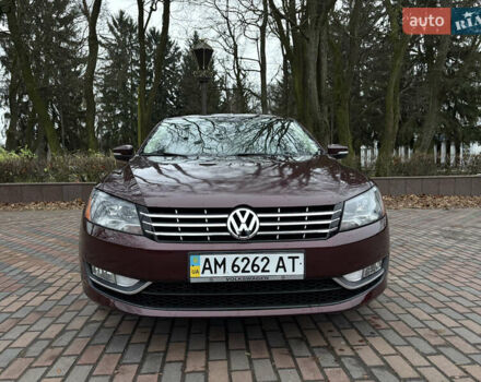 Красный Фольксваген Пассат, объемом двигателя 1.97 л и пробегом 220 тыс. км за 9700 $, фото 5 на Automoto.ua