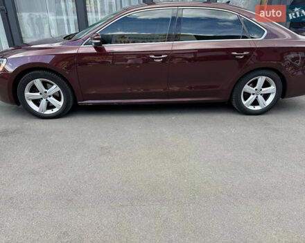 Красный Фольксваген Пассат, объемом двигателя 2.48 л и пробегом 230 тыс. км за 9300 $, фото 3 на Automoto.ua
