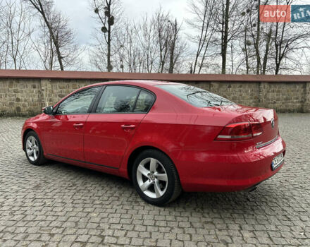 Красный Фольксваген Пассат, объемом двигателя 1.6 л и пробегом 260 тыс. км за 8800 $, фото 5 на Automoto.ua