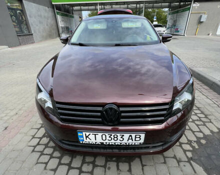 Червоний Фольксваген Пассат, об'ємом двигуна 2 л та пробігом 143 тис. км за 14000 $, фото 1 на Automoto.ua