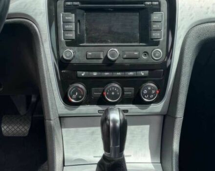 Красный Фольксваген Пассат, объемом двигателя 2 л и пробегом 83 тыс. км за 12100 $, фото 7 на Automoto.ua