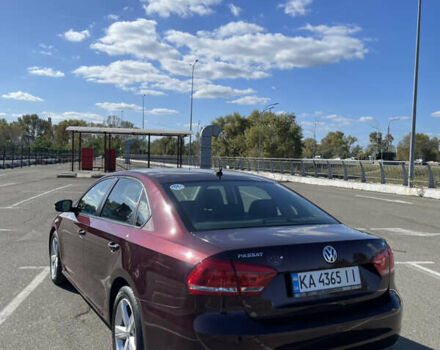 Фольксваген Пассат 2013 в Киеве на Automoto.ua Красный Фольксваген Пассат, объемом двигателя 2.48 л и пробегом 210 тыс. км за 9500 $, фото 3 на Automoto.ua