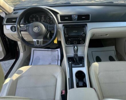 Красный Фольксваген Пассат, объемом двигателя 2 л и пробегом 81 тыс. км за 1250 $, фото 6 на Automoto.ua