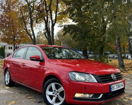 Фольксваген Пассат 2013 в Львове на Automoto.ua Красный Фольксваген Пассат, объемом двигателя 1.4 л и пробегом 268 тыс. км за 8200 $, фото 2 на Automoto.ua