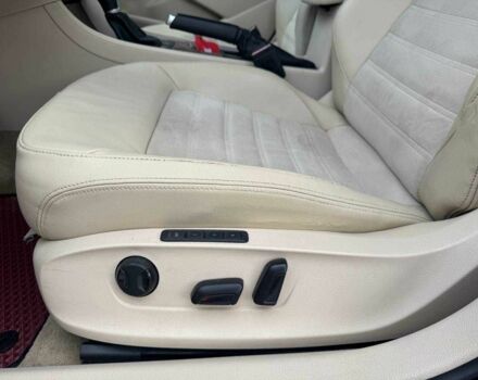 Красный Фольксваген Пассат, объемом двигателя 2 л и пробегом 192 тыс. км за 9750 $, фото 9 на Automoto.ua