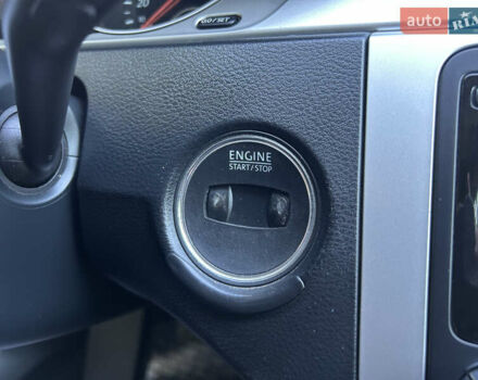 Красный Фольксваген Пассат, объемом двигателя 1.6 л и пробегом 260 тыс. км за 8800 $, фото 39 на Automoto.ua