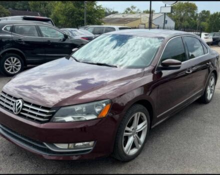 Красный Фольксваген Пассат, объемом двигателя 2 л и пробегом 83 тыс. км за 12100 $, фото 1 на Automoto.ua